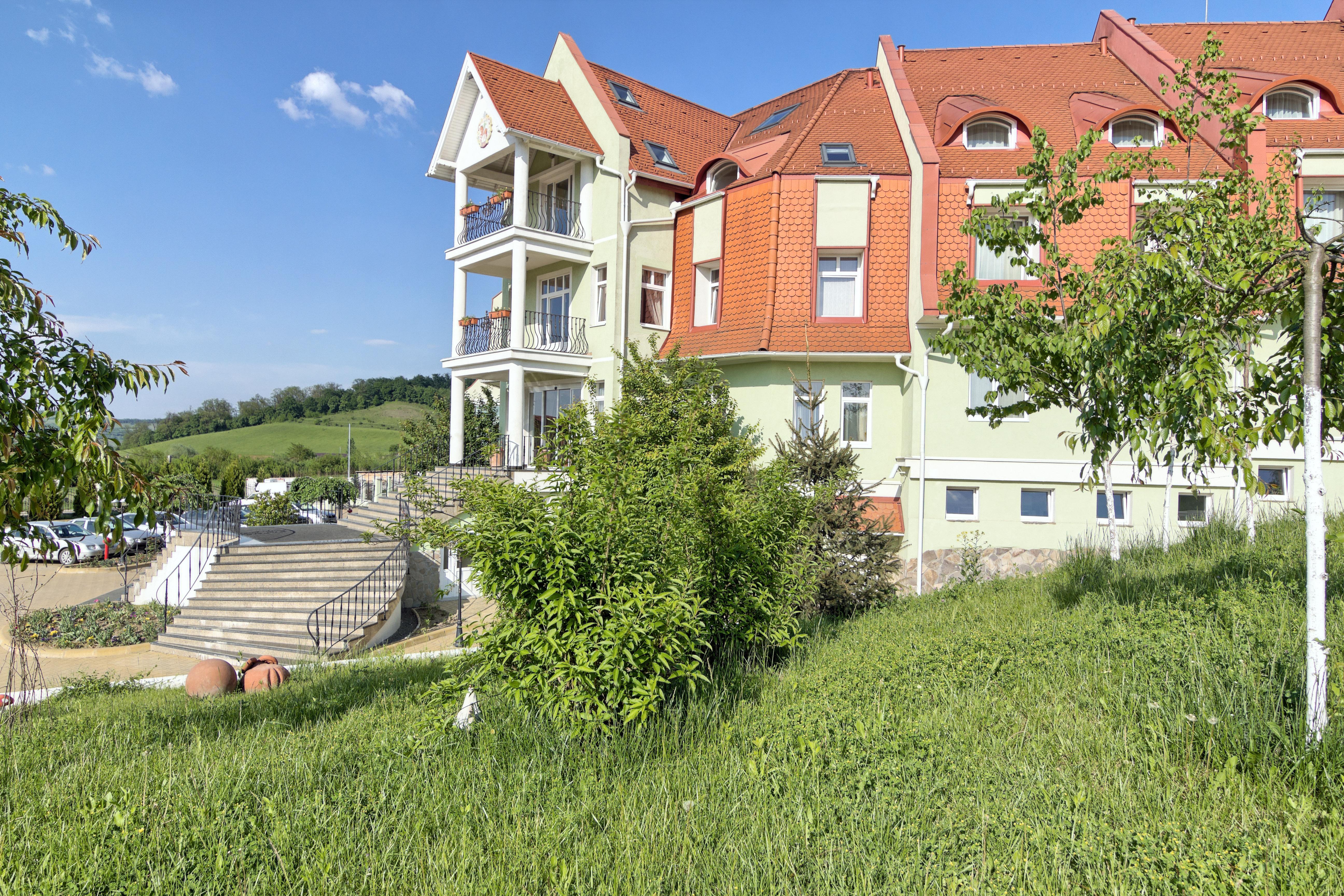 Mercure Medias Binderbubi Hotel And Spa Exterior foto